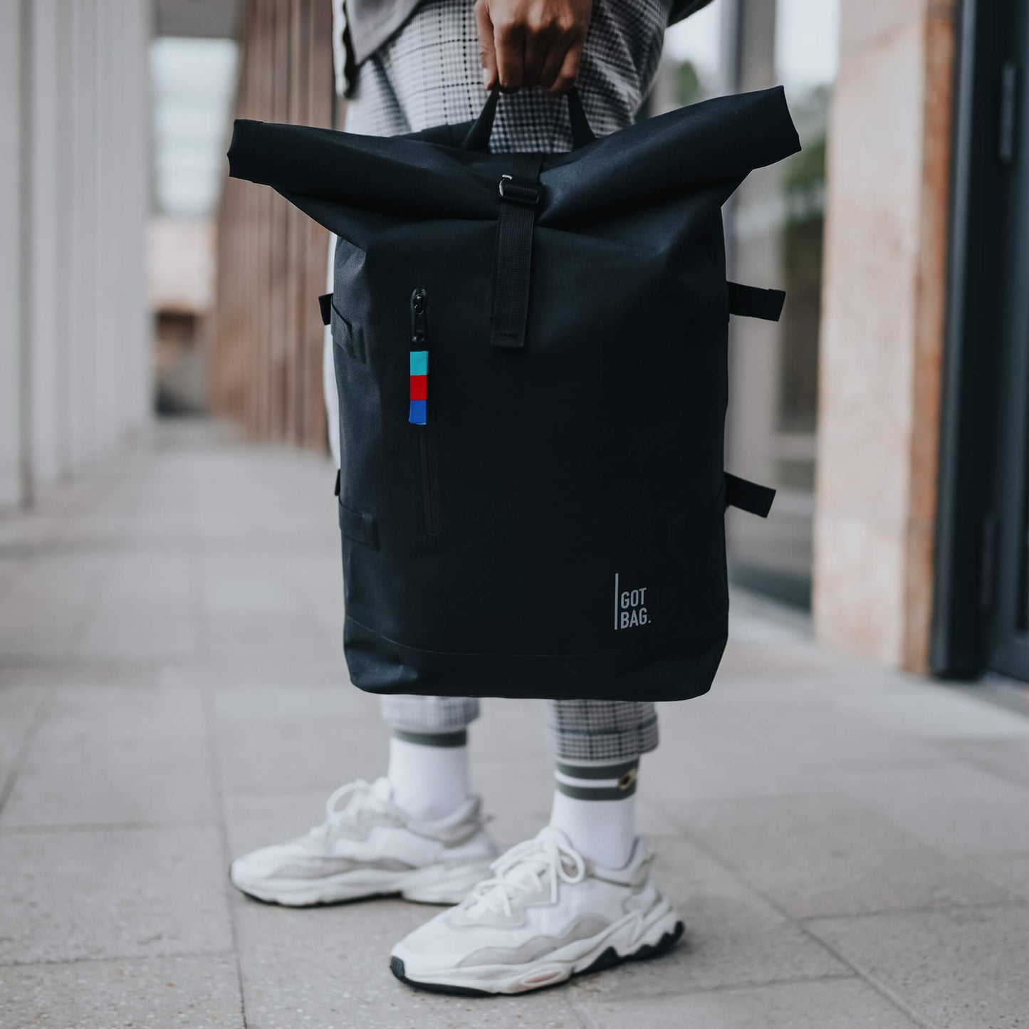 ROLL TOP - BLACK