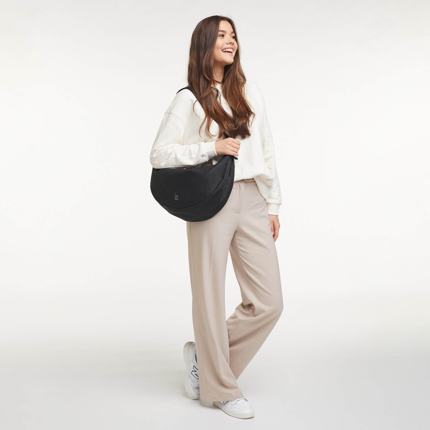 MOON BAG LARGE - BLACK
