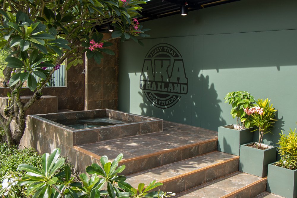 MUAY THAI TRAINING CAMP Standard Travel Package (per week for Solo or Group Travellers)